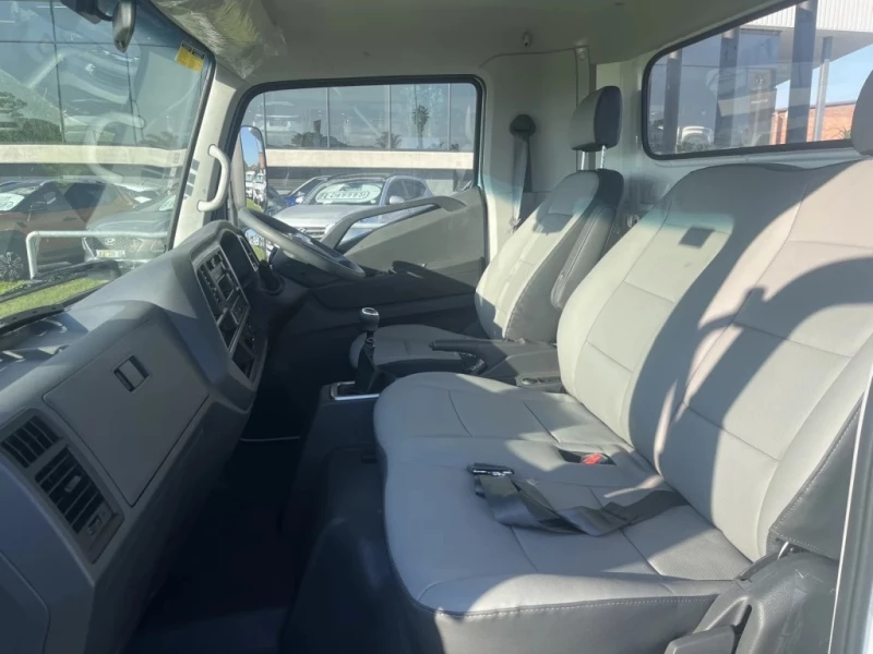 HYUNDAI EX-8 LWB DROPSIDE