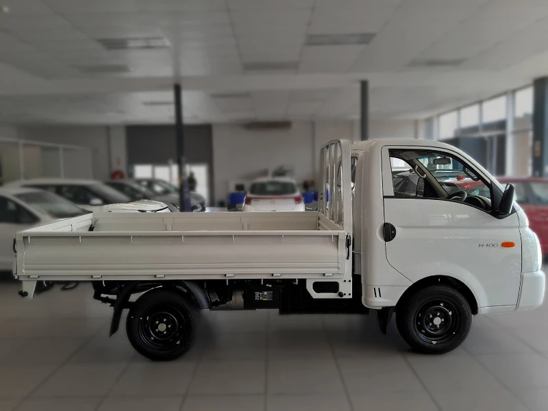 HYUNDAI H100 BAKKIE 2.6 SKD DECK F/L