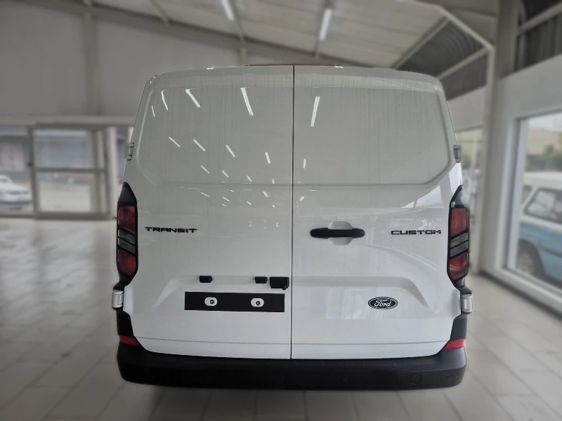 FORD TRANSIT CUSTOM 2.0L LWB VAN BASE 6MT