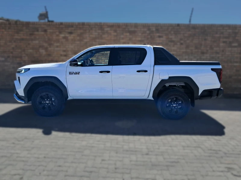 TOYOTA  HILUX DC 28 RB LGD P06AT