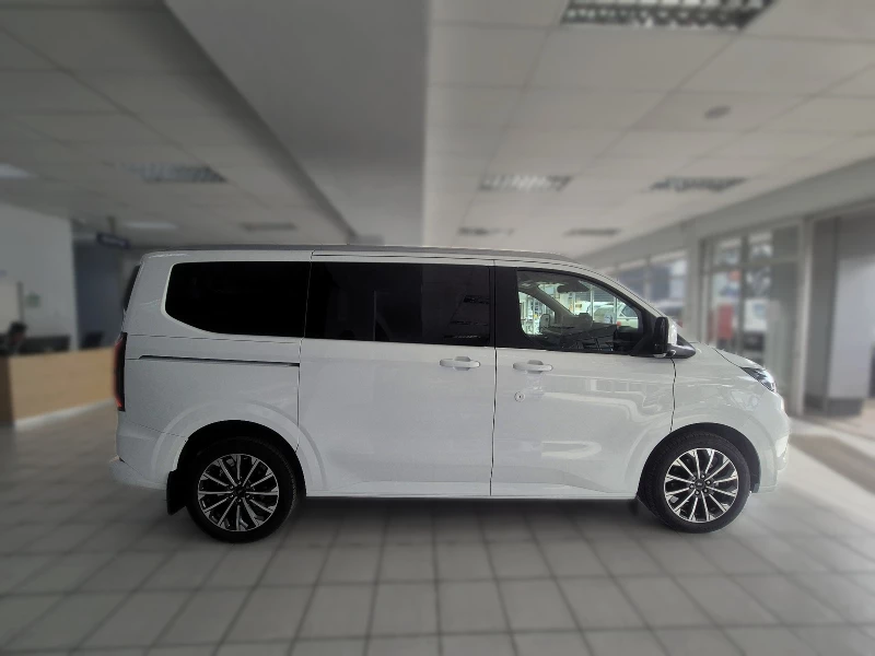 FORD TOURNEO CUSTOM 2.0L SWB TITANIUM X 8AT