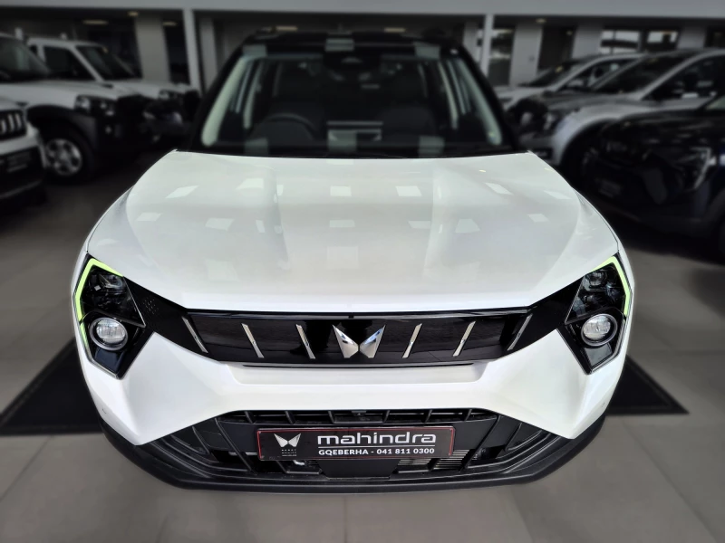 MAHINDRA XUV3X0 1.2T AX7L AT
