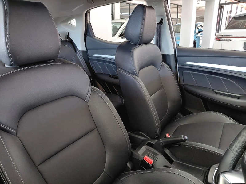 MG ZS 1.5 LUXURY A/T