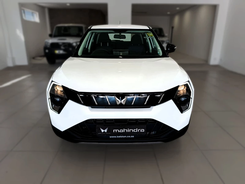 MAHINDRA XUV3X0 1.2T MX3 AT
