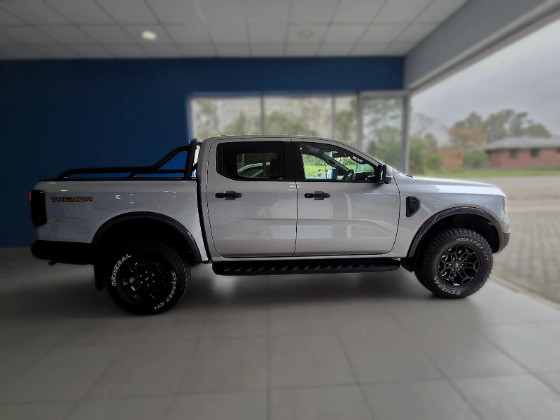 FORD RANGER DOUBLE CAB 3.0L V6 TREMOR 4WD 10AT