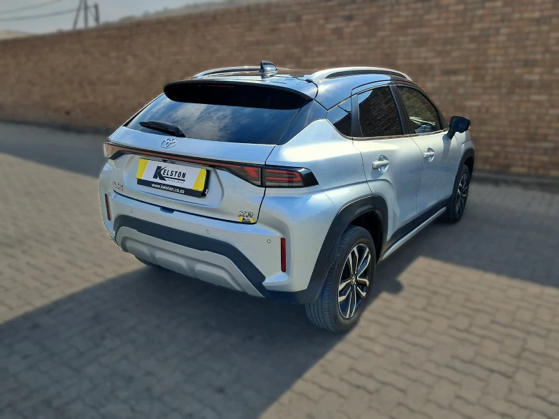 2025 Toyota Starlet Cross 15l Xr At