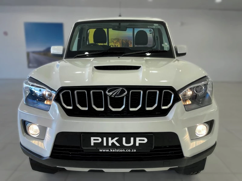 MAHINDRA PIK UP 2.2 MHAWK SC 4X2 MT S6 REFRESH