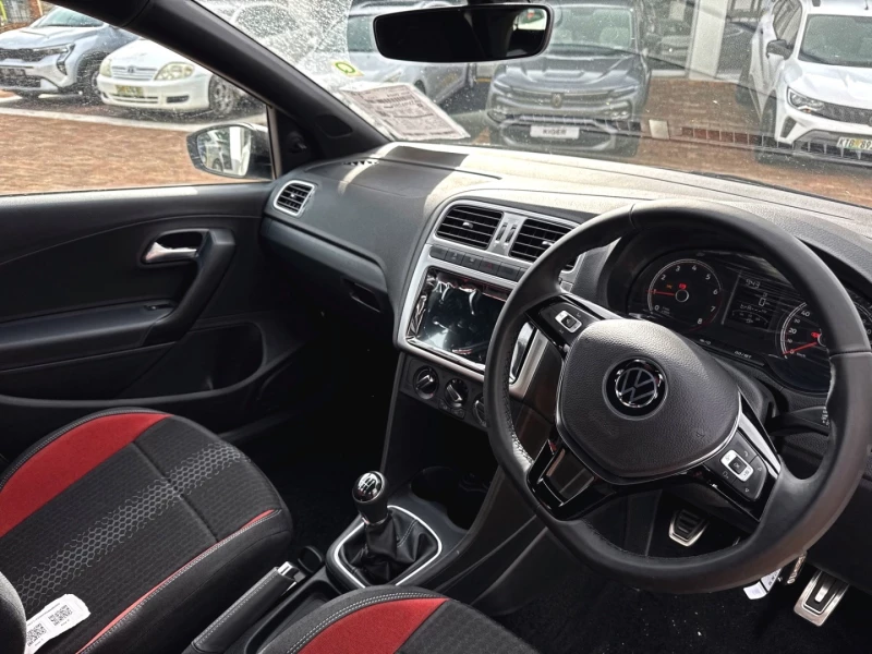 VOLKSWAGEN POLO VIVO 1.0 TSI 81KW GT