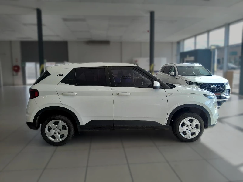 2022 Hyundai Venue 12 Motion Mt