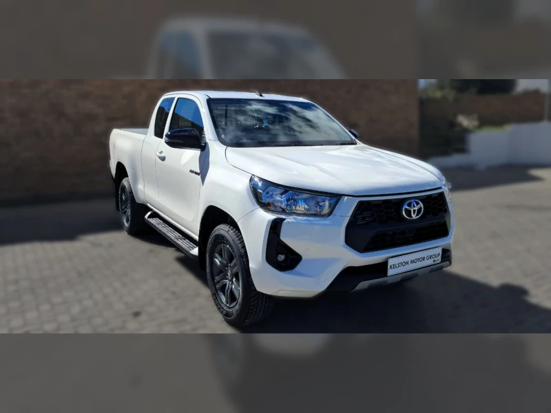 TOYOTA  HILUX XC 24 GD6 RB RAI 6MT