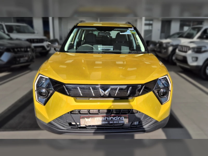 MAHINDRA XUV3X0 1.2T AX5 AT