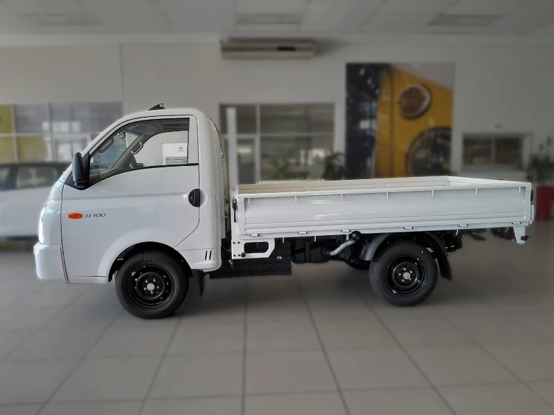 HYUNDAI H100 BAKKIE 2.6 SKD DECK F/L