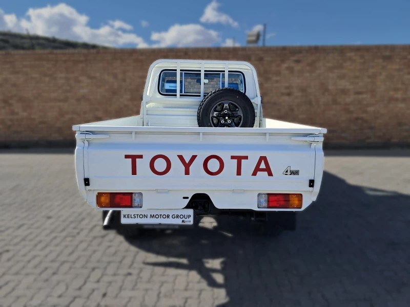 TOYOTA LC79 SINGLE CAB 2.8 GD-6