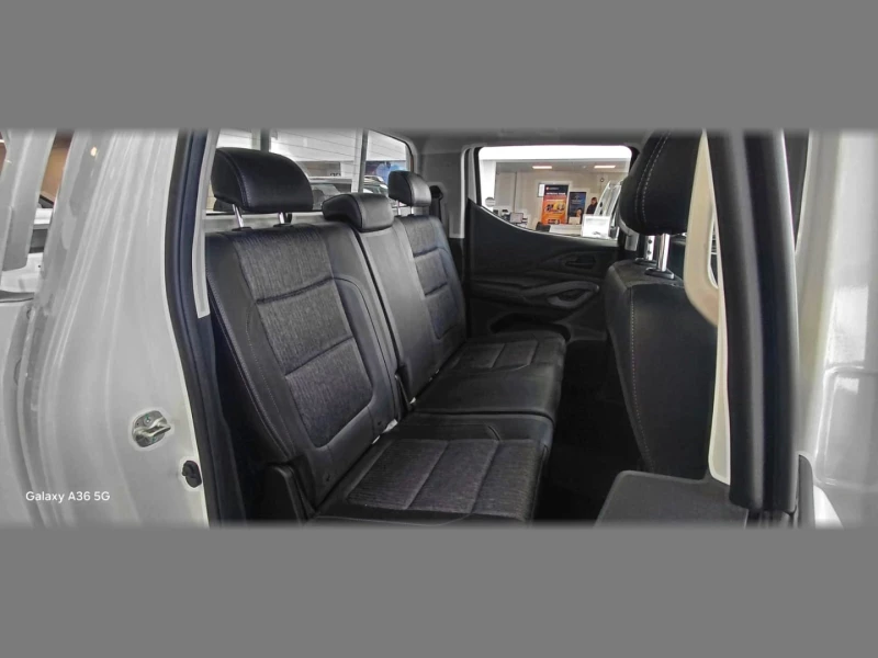 PEUGEOT LANDTREK DOUBLE CAB 1.9D ACTIVE 4X4 MT