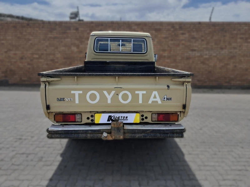 2023 Toyota Land Cruiser 79 4.5 Diesel V8 Single Cab
