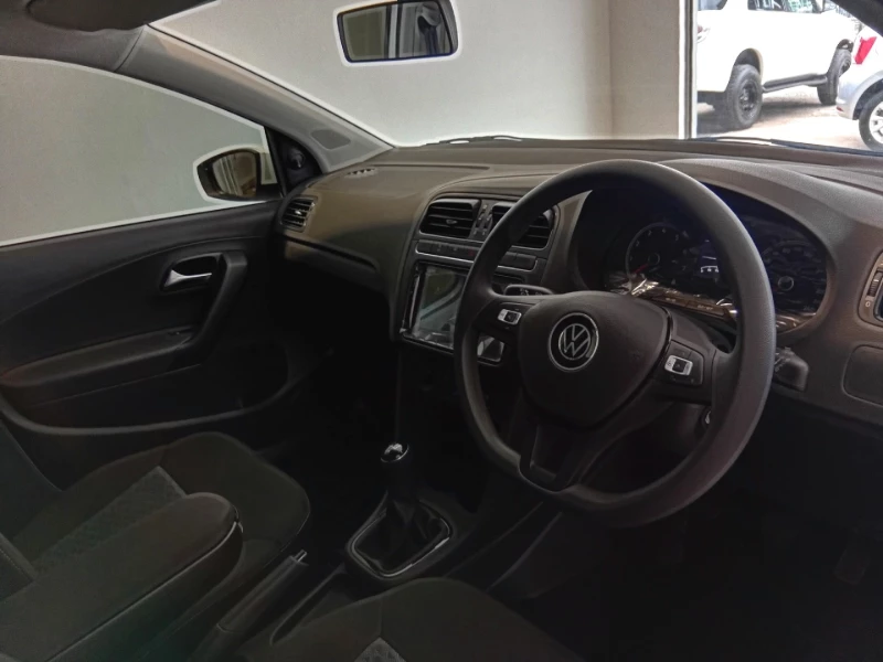 VOLKSWAGEN POLO VIVO 1.4 63KW LIFE