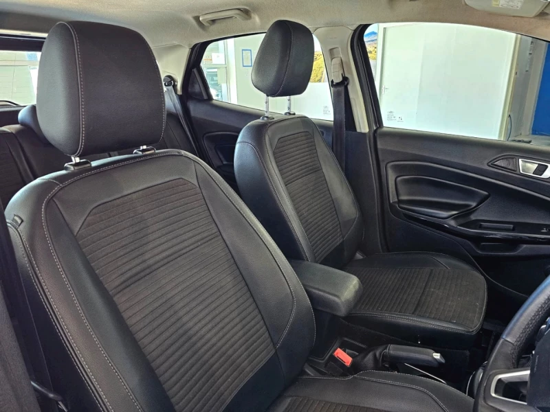 2023 Ford 1.0 Ecoboost Titanium 6mt