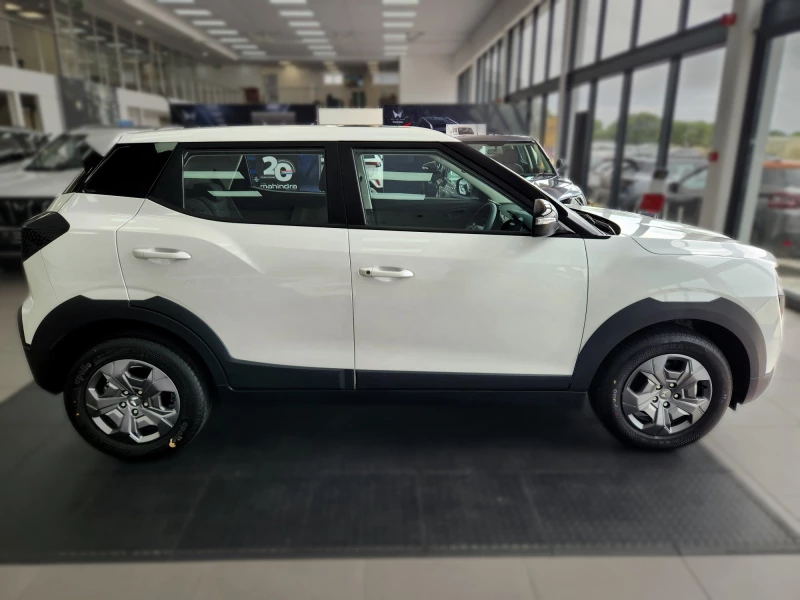2026 Mahindra Xuv3x0 1.2t Mx3 At