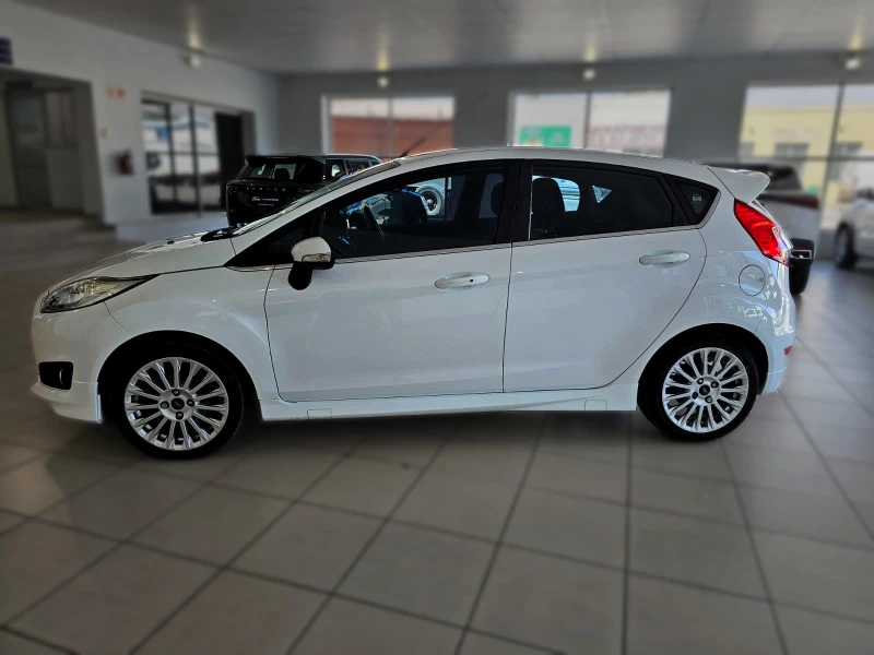 2017 Ford 1.0 Ecoboost Titanium 5mt 5 Door