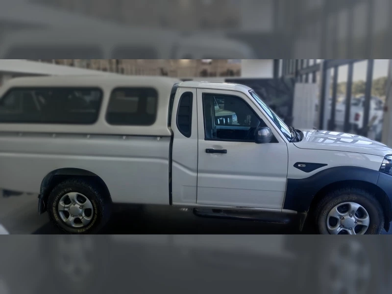 2023 Mahindra Pik Up 2.2 Mhawk Sc 4x2 S4 Refresh Aircon