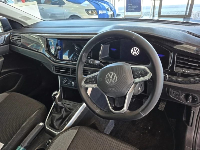 VOLKSWAGEN POLO 1.0 TSI LIFE