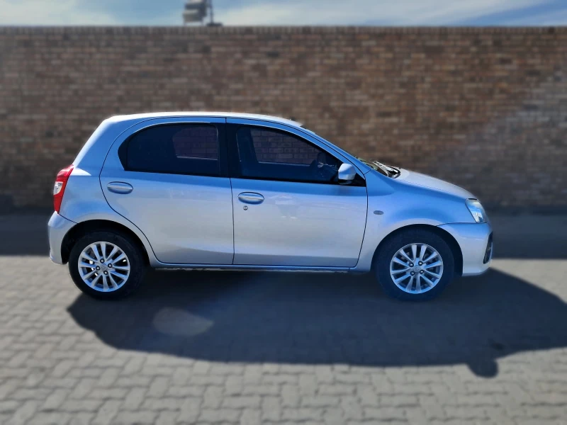 2018 Toyota Etios 1.5 Sprint Hb
