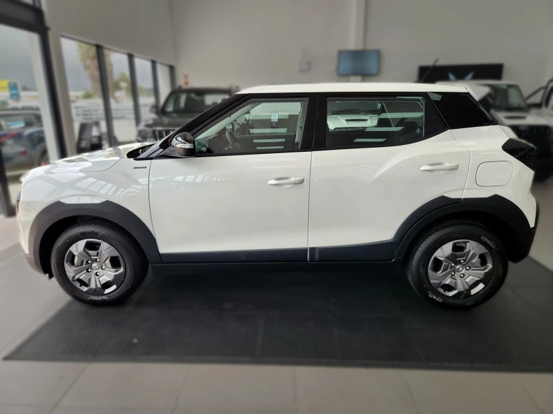 2026 Mahindra Xuv3x0 1.2t Mx3 At