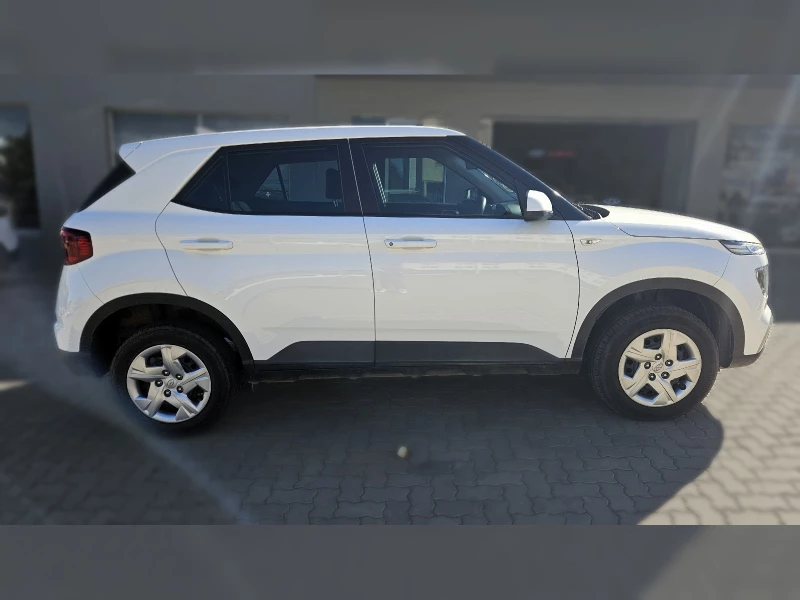 2022 Hyundai  Venue 12 Motion Mt