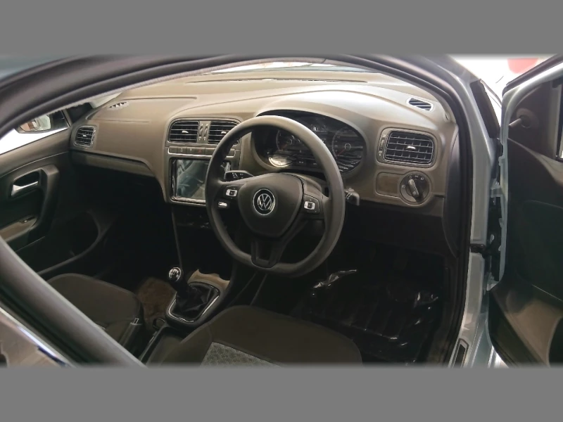VOLKSWAGEN POLO VIVO 1.4 63KW LIFE