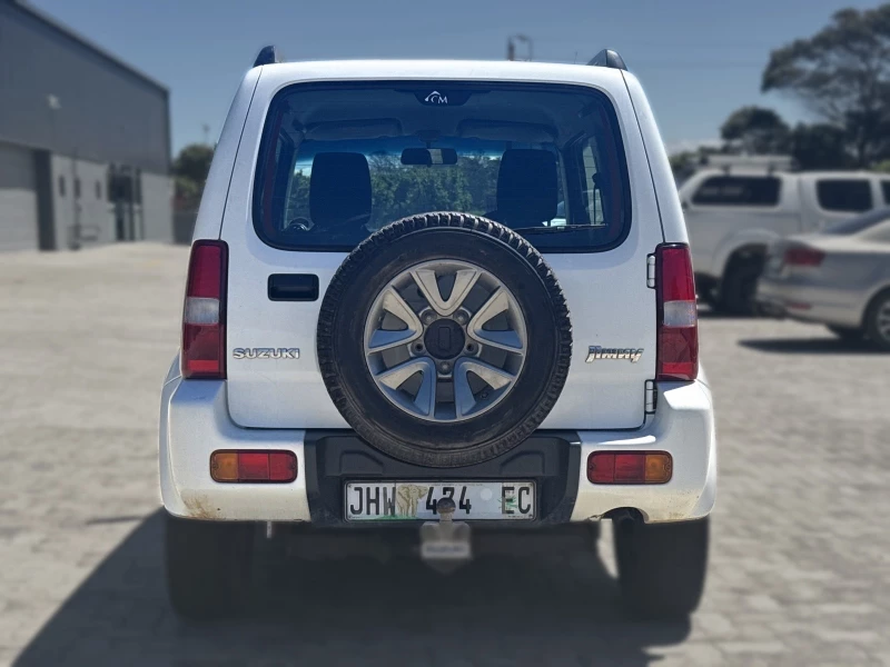 2017 SUZUKI JIMNY 13