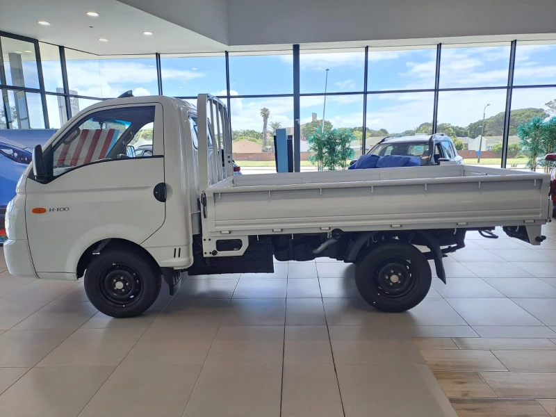 HYUNDAI H100 BAKKIE 2.6 SKD AC DECK F/L
