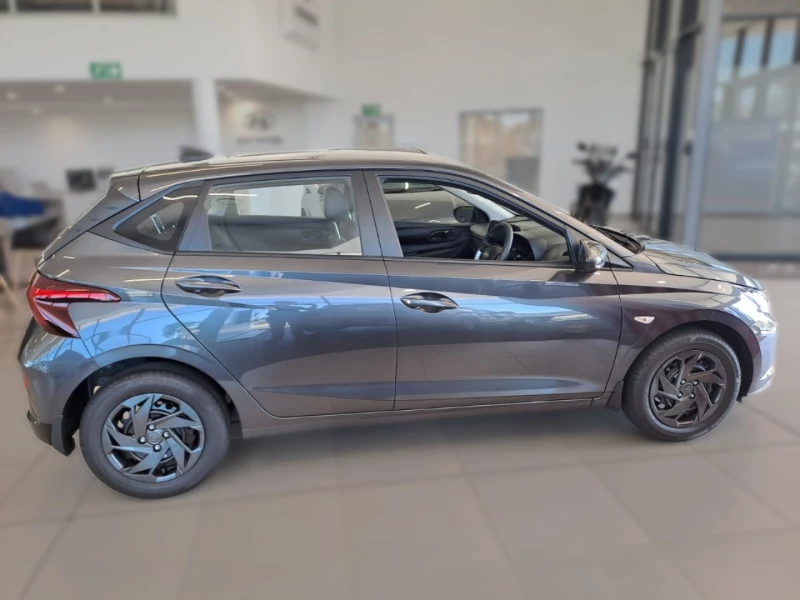 HYUNDAI I20 1.4 PREMIUM AT MY24