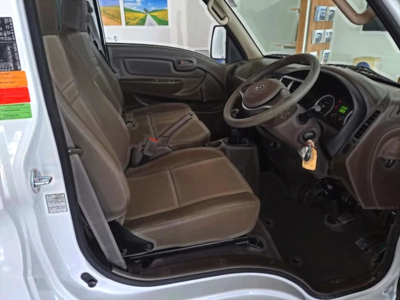 HYUNDAI H100 BAKKIE 2.6 SKD AC DECK F/L
