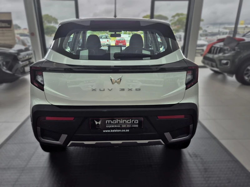 MAHINDRA XUV3X0 1.2T MX2 MT