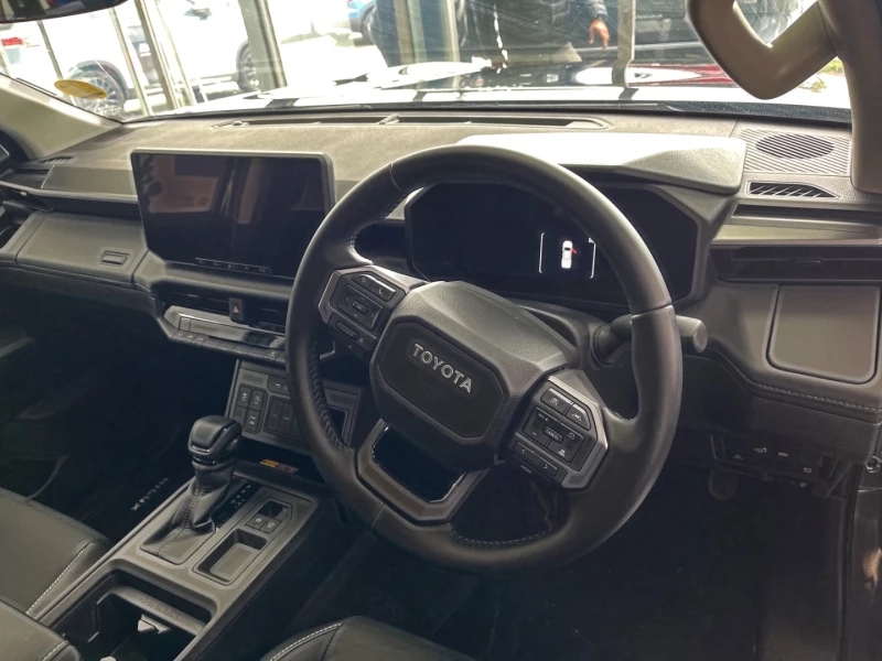 2026 Toyota  Hilux Dc 28 Rb Lgd P0 6at