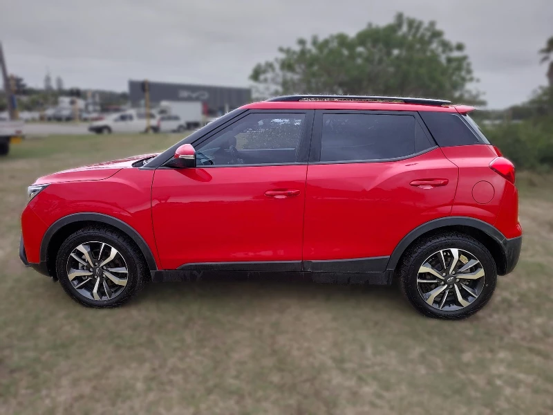 2022 Mahindra Xuv 300 W8 Diesel 1.5 Mt