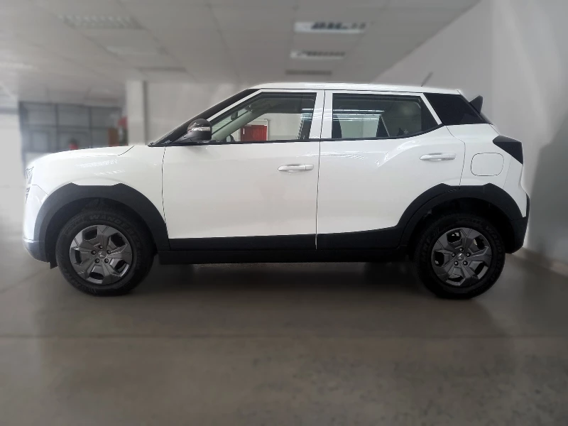 2026 Mahindra Xuv3x0 1.2t Mx2 Mt