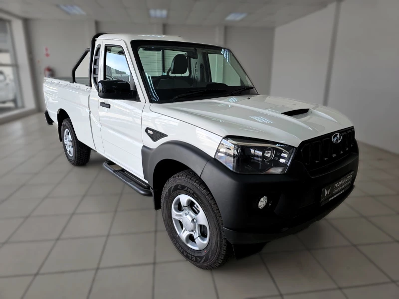MAHINDRA PIK UP 2.2 MHAWK SC 4X2 S4 REFRESH AIRCON