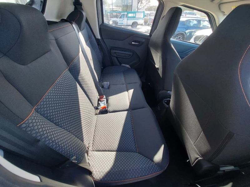 2025 Citroen C3 Max 12 61kw 5mt