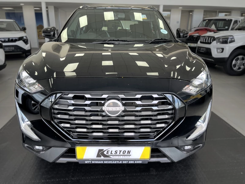 2025 Nissan Magnite Kuro 10t Cvt