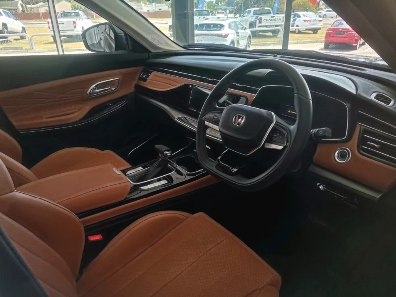 CHANGAN CS75 PRO 1.5T AT 7S CE