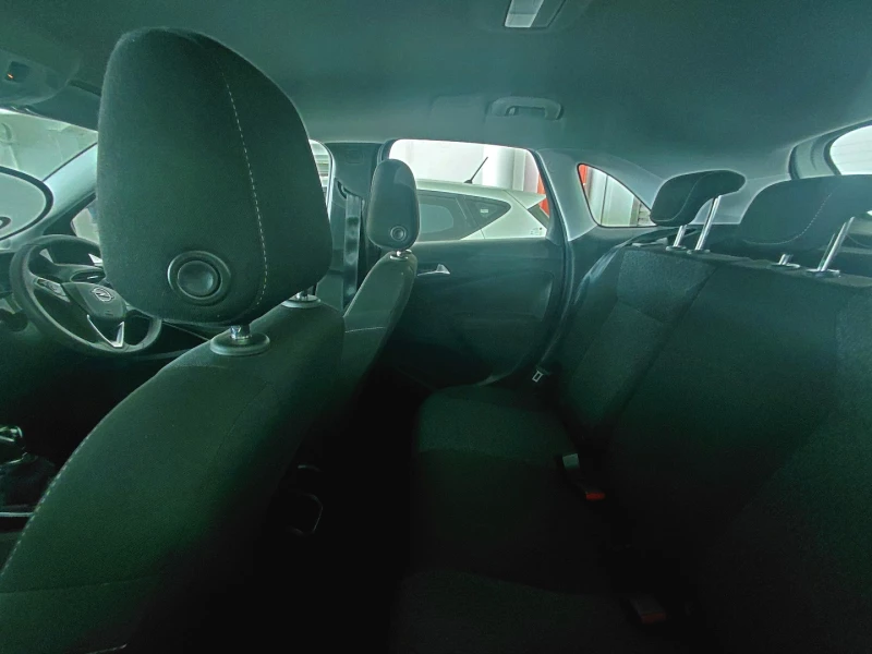 2022 Opel Crossland 12