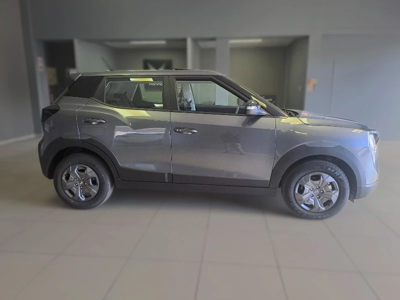 MAHINDRA XUV3X0 1.2T MX3 AT