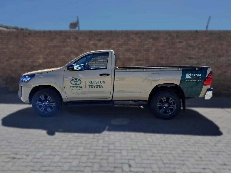 2026 Toyota  Hilux Sc 24gd6 Rb Rai At