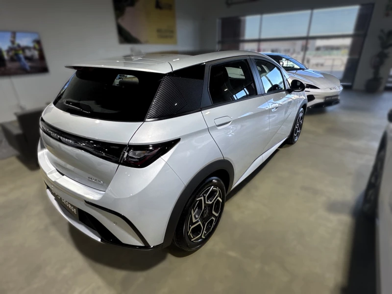 BYD DOLPHIN EM2EEZ