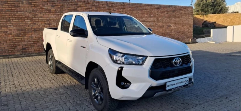 TOYOTA  2025 HILUX DC 24 GD6 RB RAI 6AT