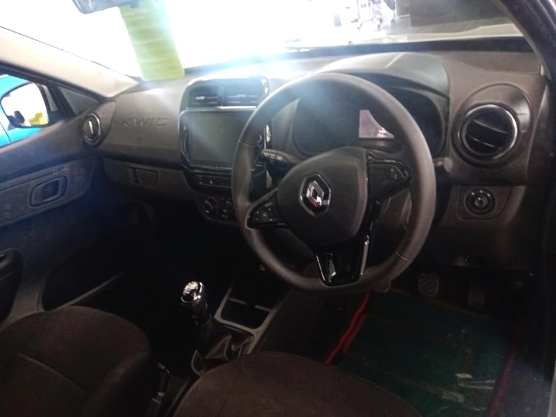 RENAULT KWID 1.0L TECHNO