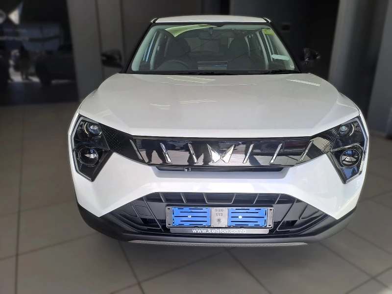 MAHINDRA XUV3X0 1.2T MX3 AT