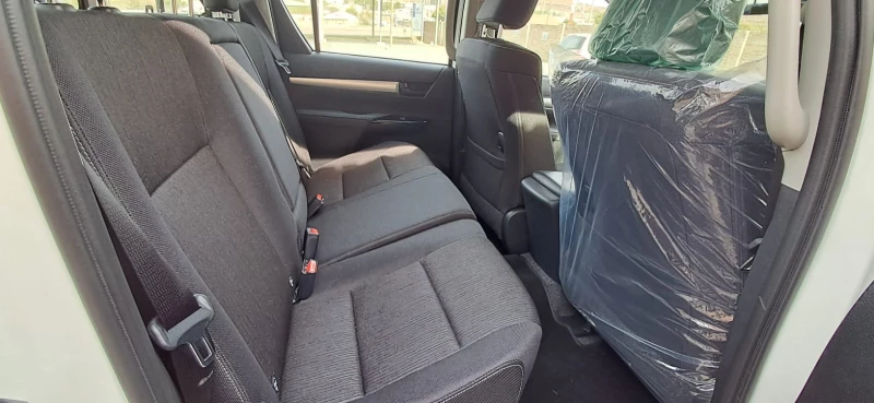 TOYOTA  HILUX DC 24GD6 4X4 RAI 6MT