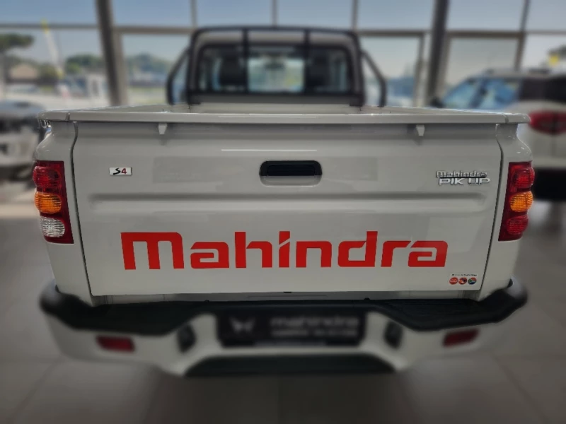 MAHINDRA PIK UP 2.2 MHAWK SC 4X2 S4 REFRESH AIRCON